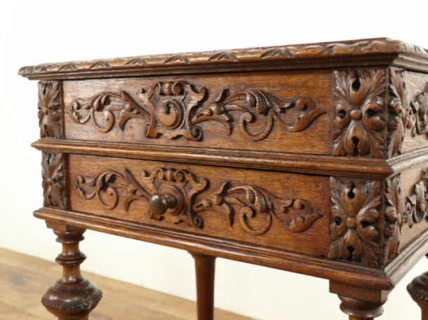 フランスアンティーク サイドテーブル（64815） | ソファ専門店