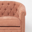 サーモンピンクファブリックコンパクトチェスターフィールドラウンジ2シーターソファ　VINCENT